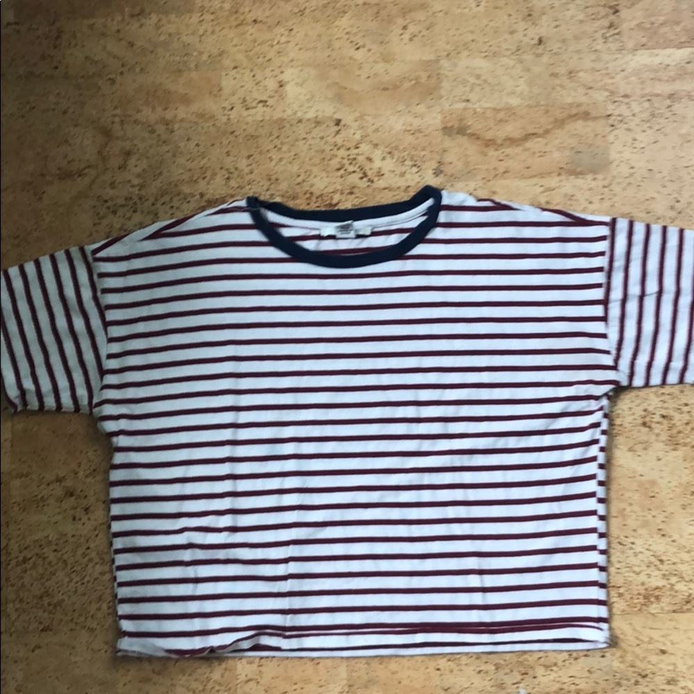 Forever 21 red striped cropped t-shirt